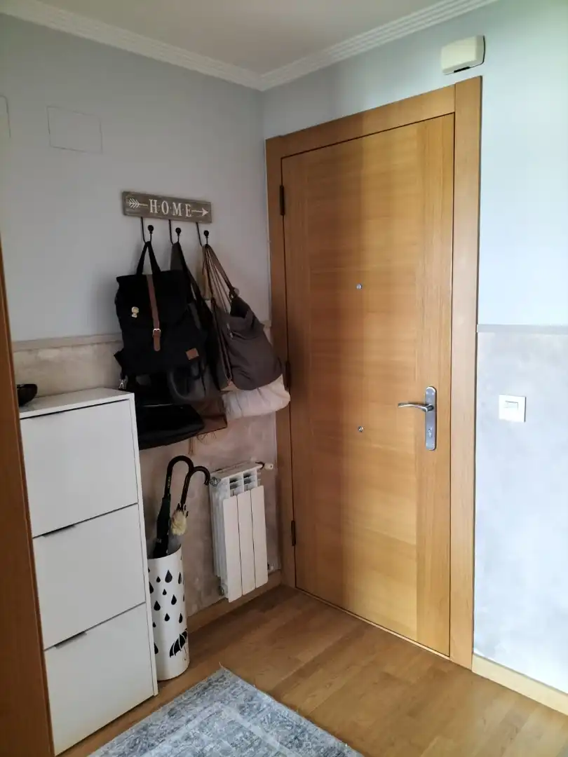 Apartament en venda en Oviedo  amb Calefacció, Parquet i Traster