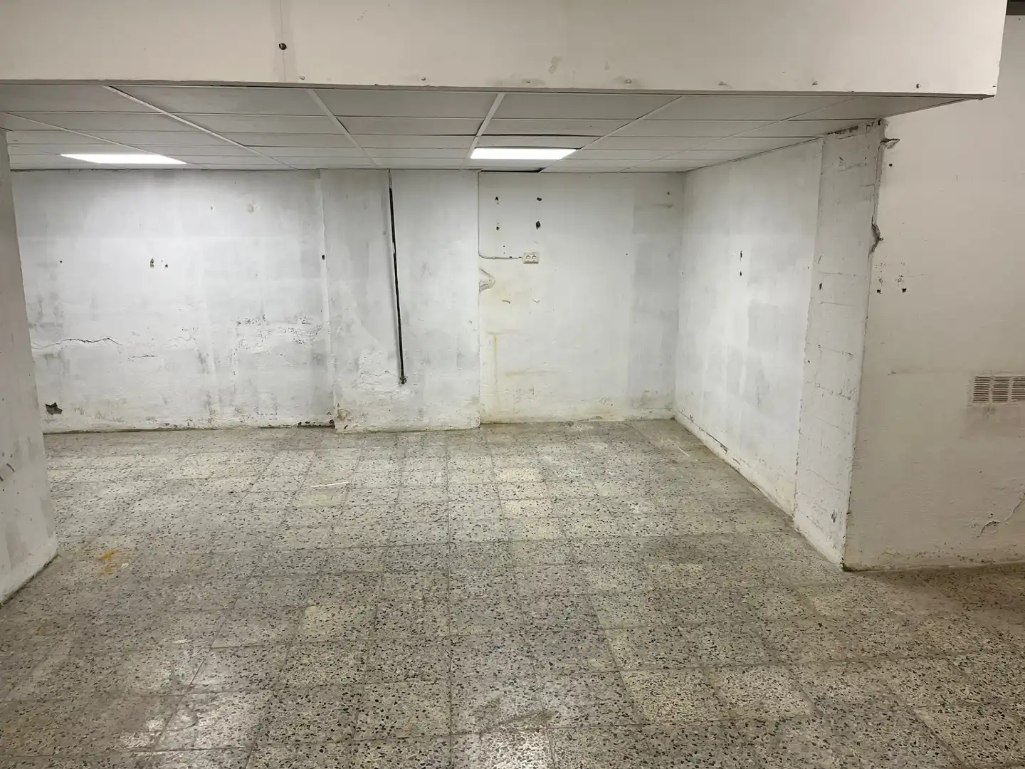 Gewerbefläche zur Miete in Andres Larrazabal Kalea 1, imagen 9