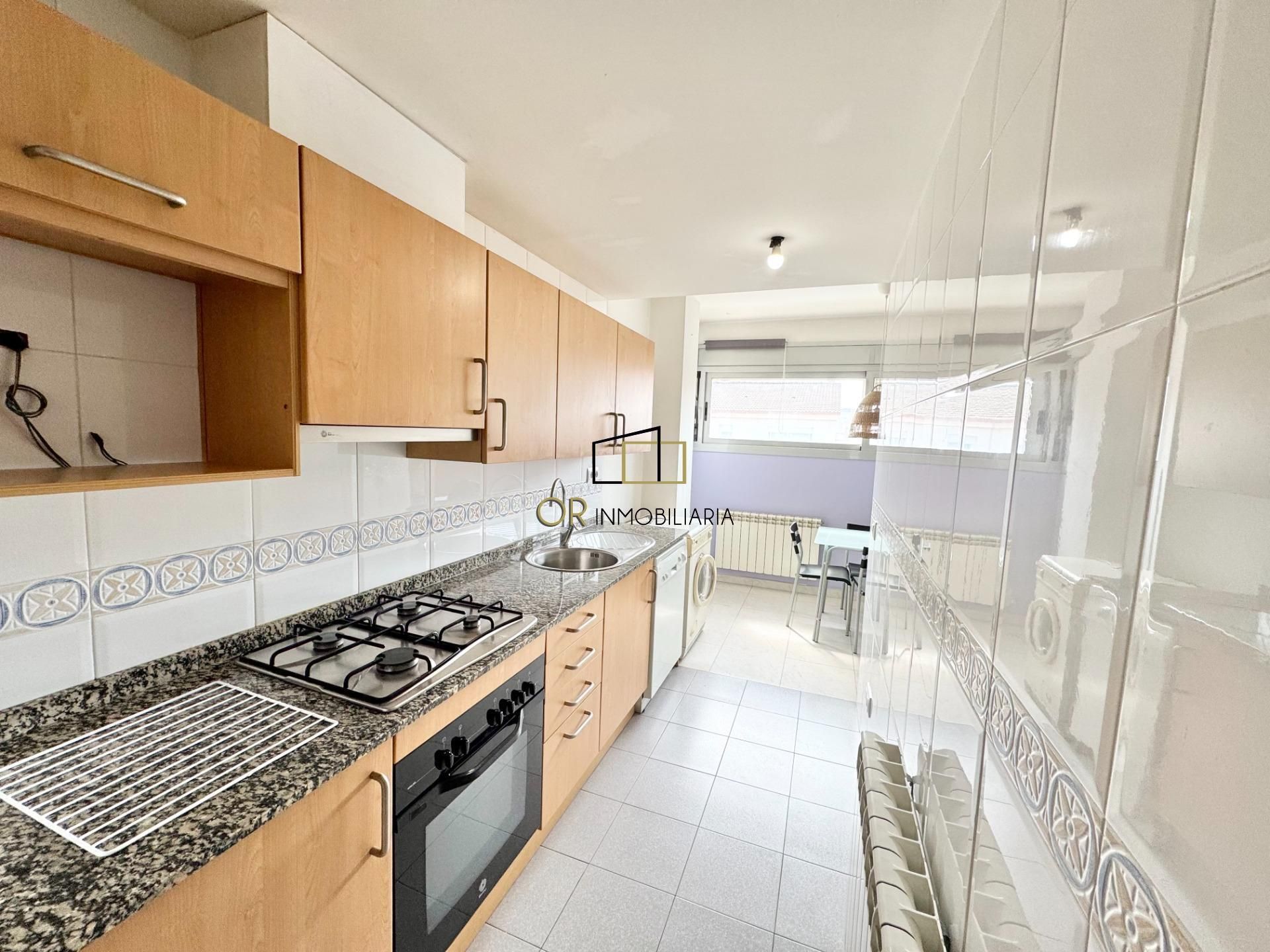 Kitchen of Flat for sale in Santa Margarida I Els Monjos  with Heating, Storage room and Community pool