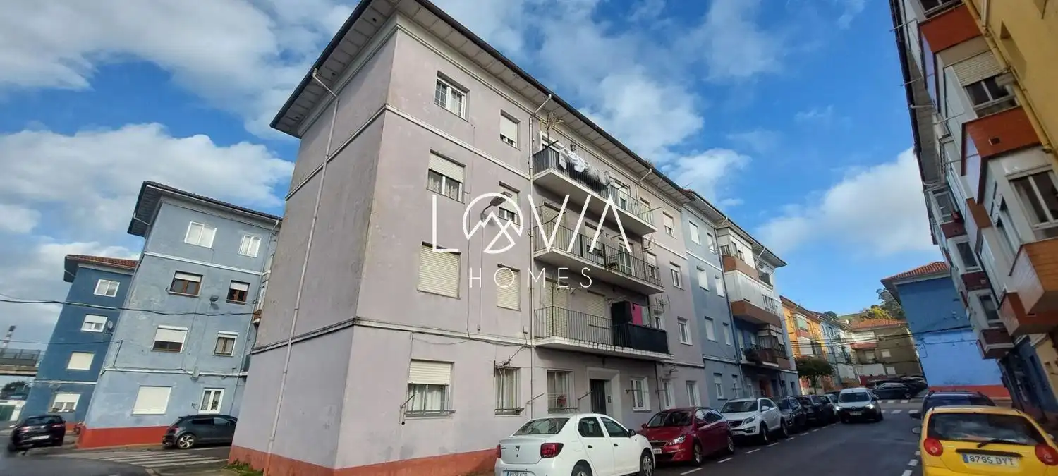 Exterior view of Flat for sale in Torrelavega 