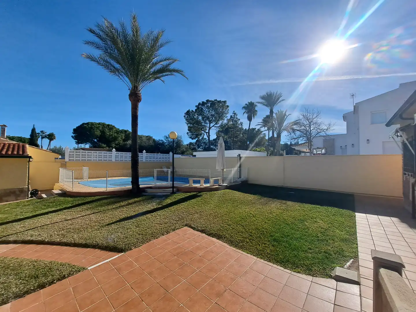 Piscina de Casa o xalet en venda en L'Eliana amb Aire condicionat, Calefacció i Jardí privat