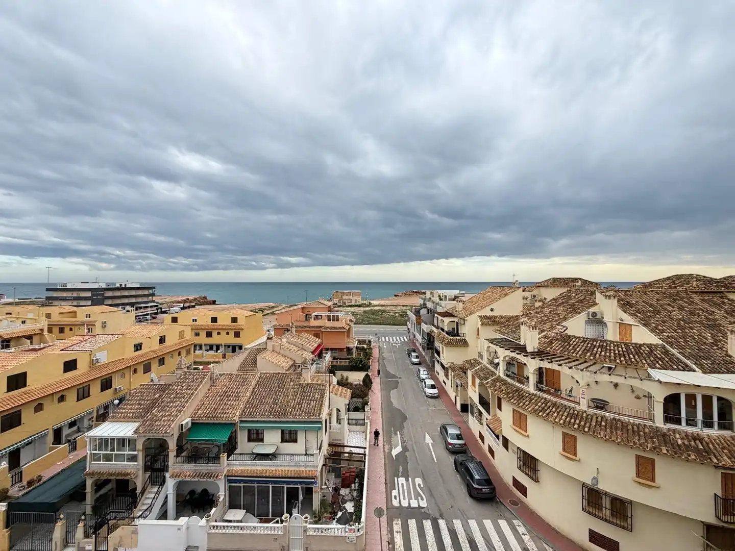 Vista exterior de Àtic en venda en Torrevieja amb Aire condicionat, Calefacció i Terrassa
