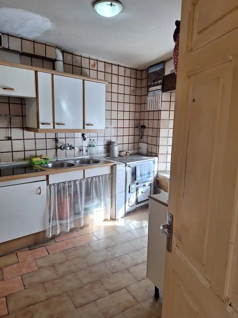 Kitchen of Houses for sale in Guardo  with Heating and Storage room