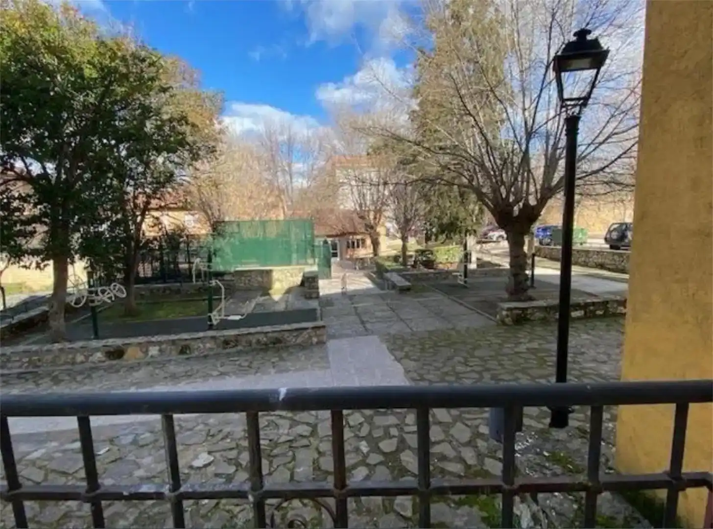 Vista exterior de Apartament en venda en Sacedón