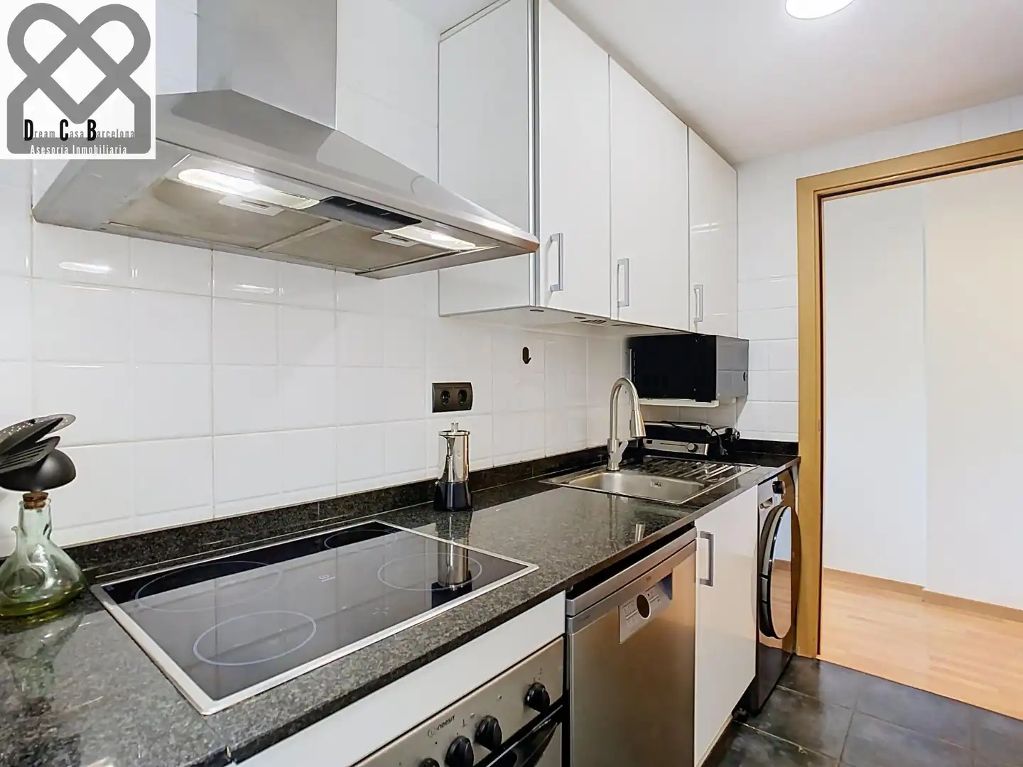 Kitchen of Flat for sale in Corbera de Llobregat  with Air Conditioner, Heating and Terrace