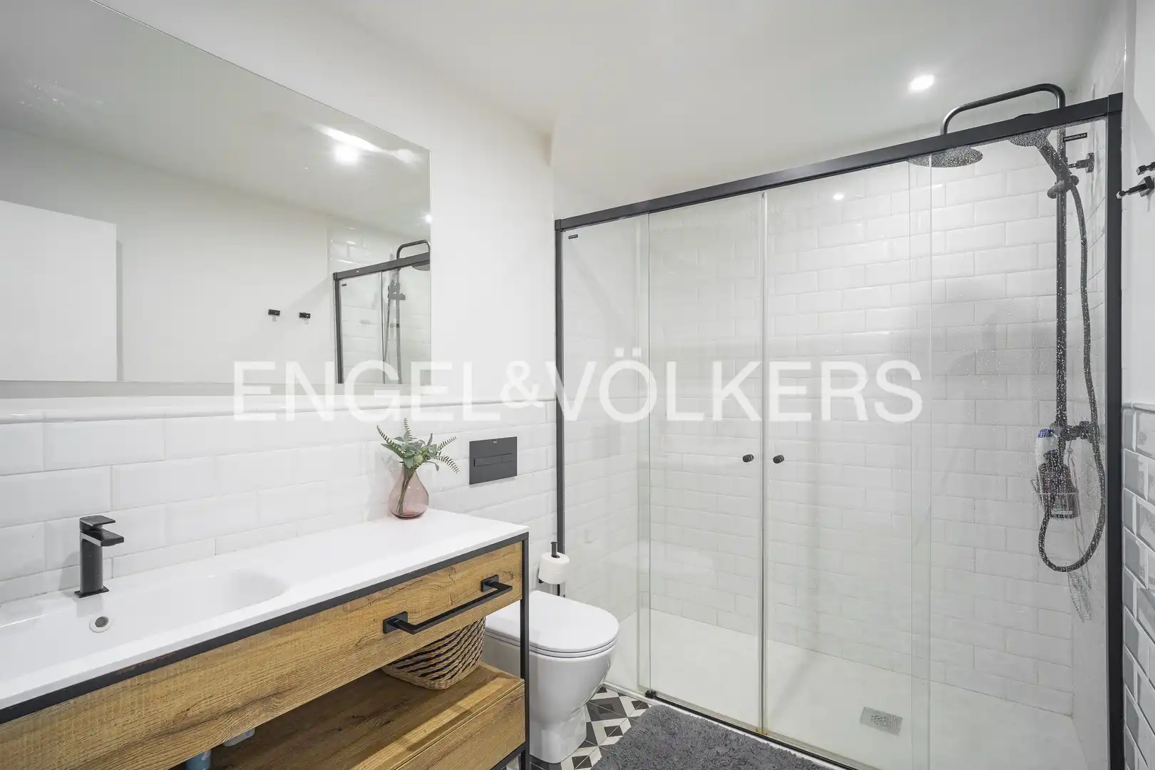 Baño de Ático en venta en A Coruña Capital  con Calefacción