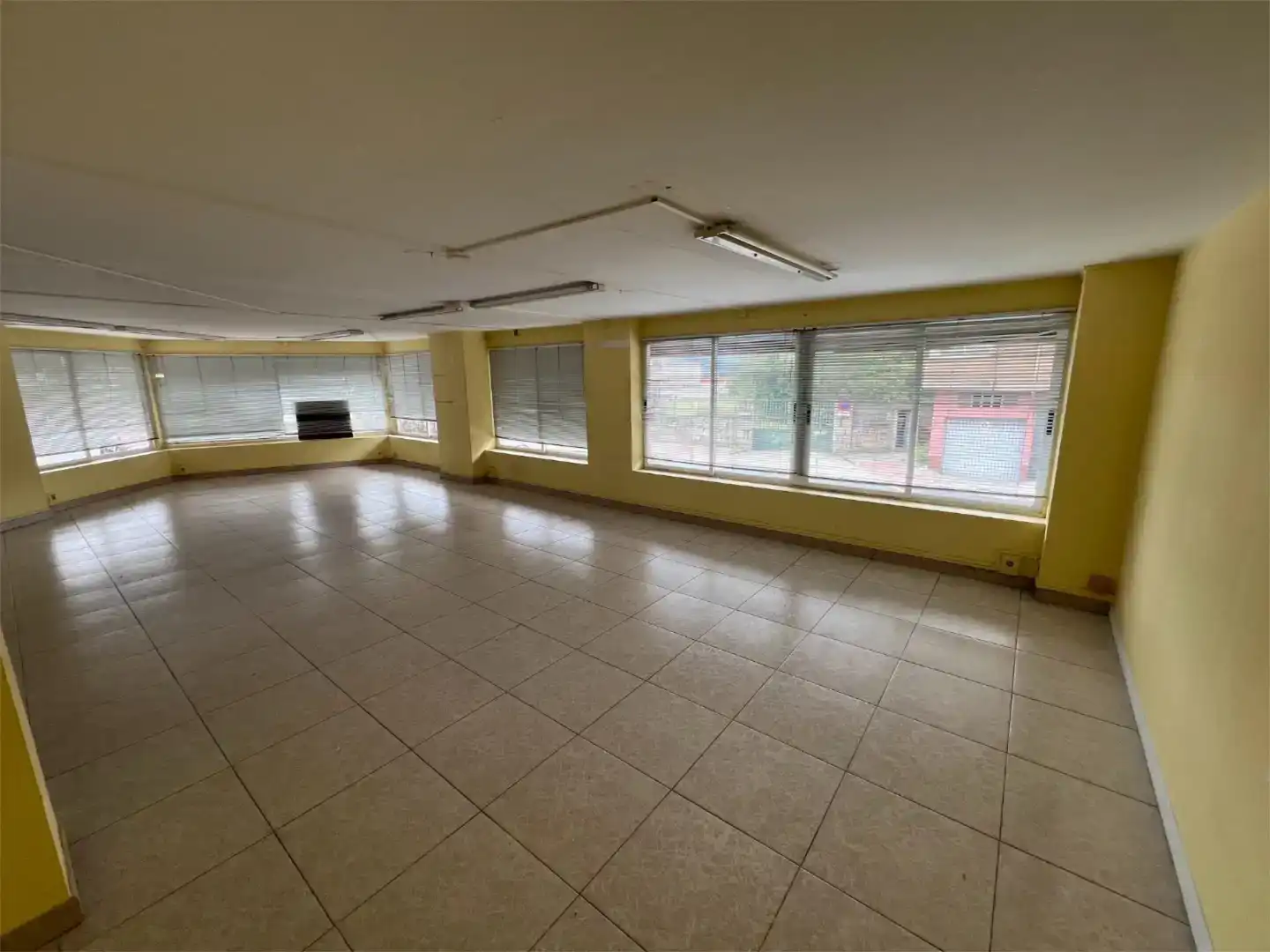 Büro zur Miete in Ferrol