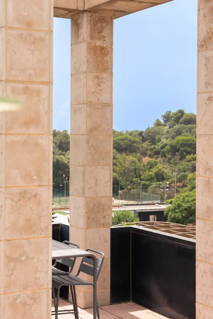 Terrassa de Casa o xalet en venda en Barcelona amb Terrassa, Piscina i Balcó