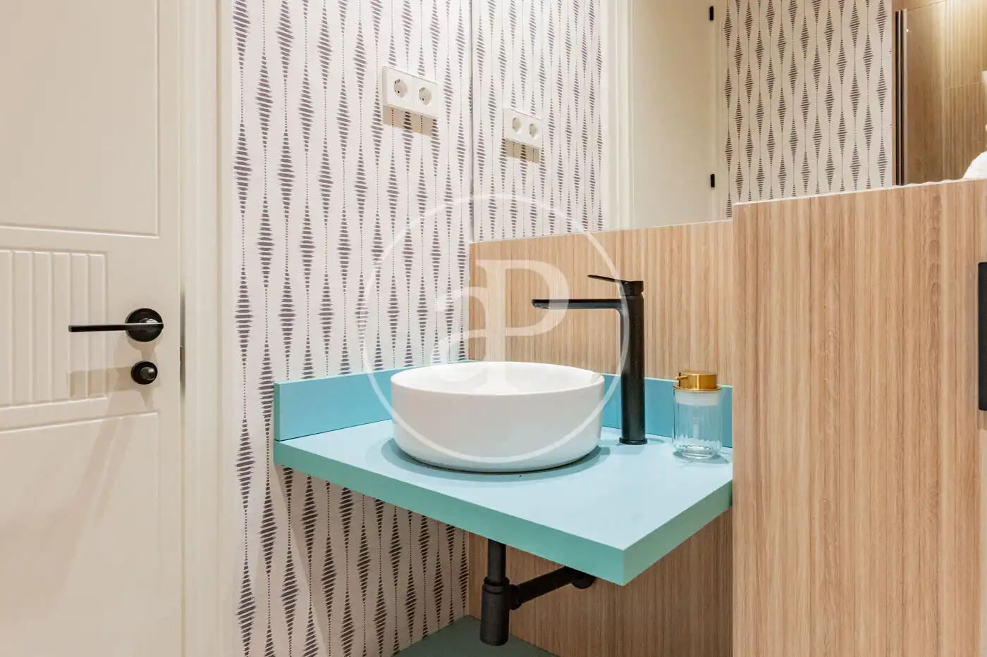 Baño de Piso en venta en Madrid con Aire acondicionado, Calefacción y Terraza
