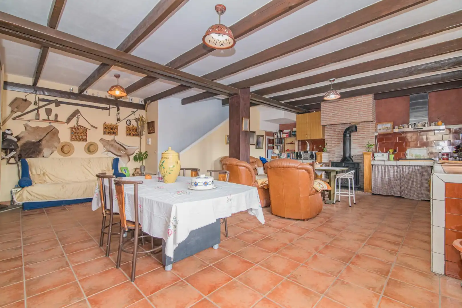 Menjador de Casa o xalet en venda en La Zubia amb Calefacció, Jardí privat i Terrassa