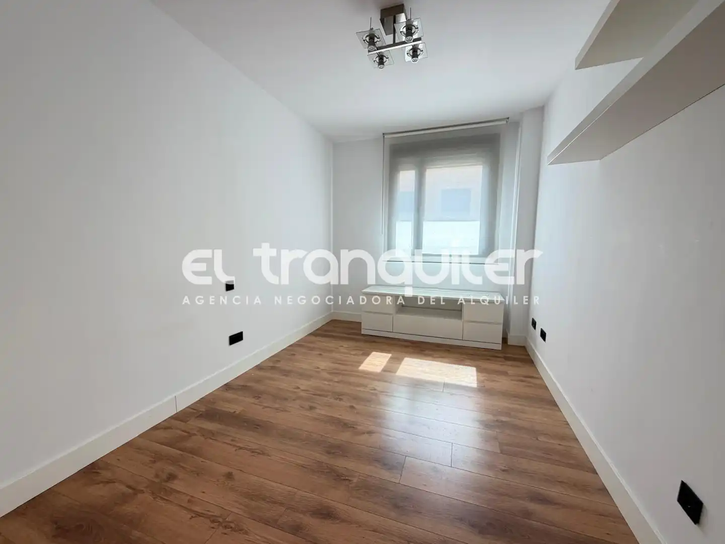 Flat with pool to rent in Calle Cristobal Colon, imagen 16