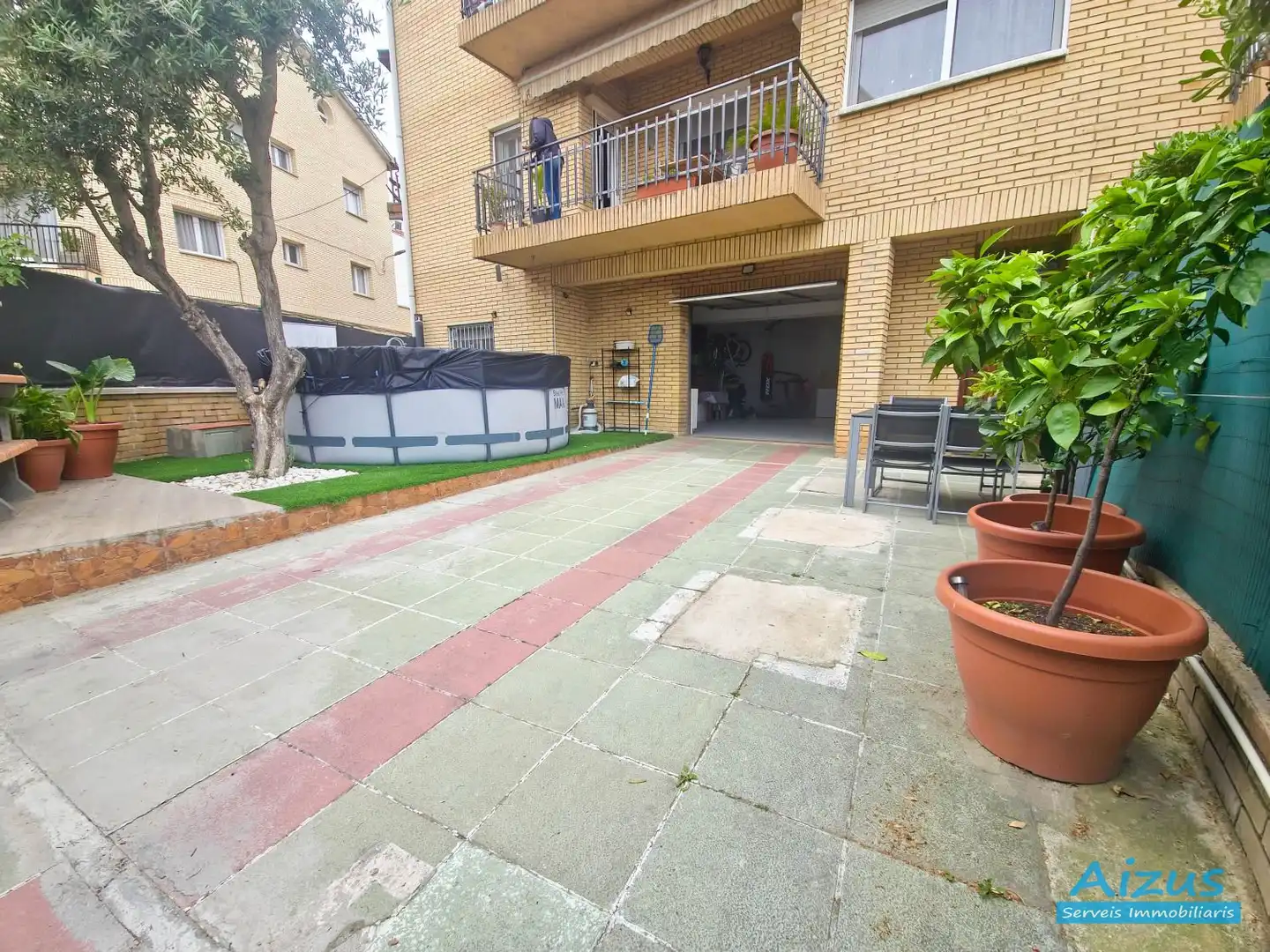 Terrassa de Casa adosada en venda en Ripollet amb Aire condicionat, Calefacció i Forn
