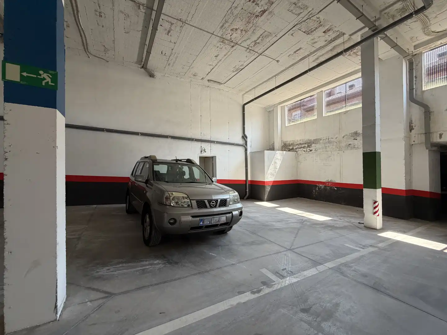 Parking de Casa o chalet en venta en Colmenar Viejo con Calefacción, Jardín privado y Terraza