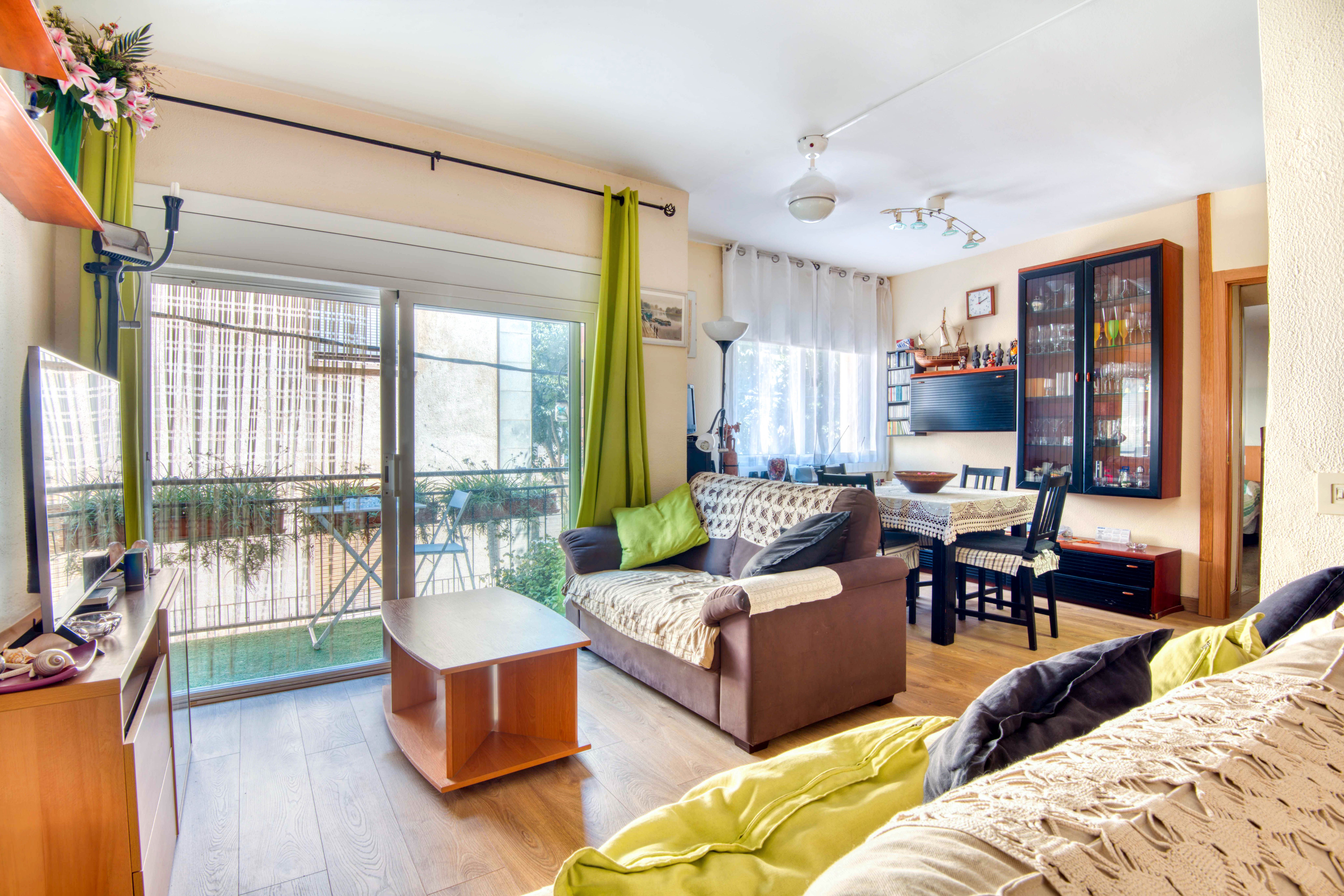 Living room of Flat for sale in Sant Feliu de Guíxols  with Furnished