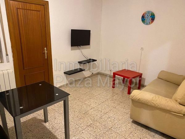 Sala de estar de Piso en venta en Salamanca Capital con Calefacción y Balcón