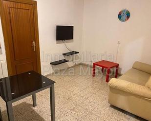 Living room of Flat for sale in Salamanca Capital  with Heating and Balcony