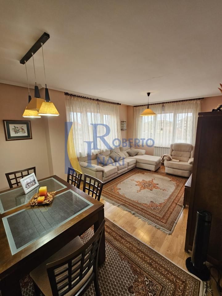 Exterior view of Attic for sale in Valencia de Don Juan  with Heating, Parquet flooring and Terrace