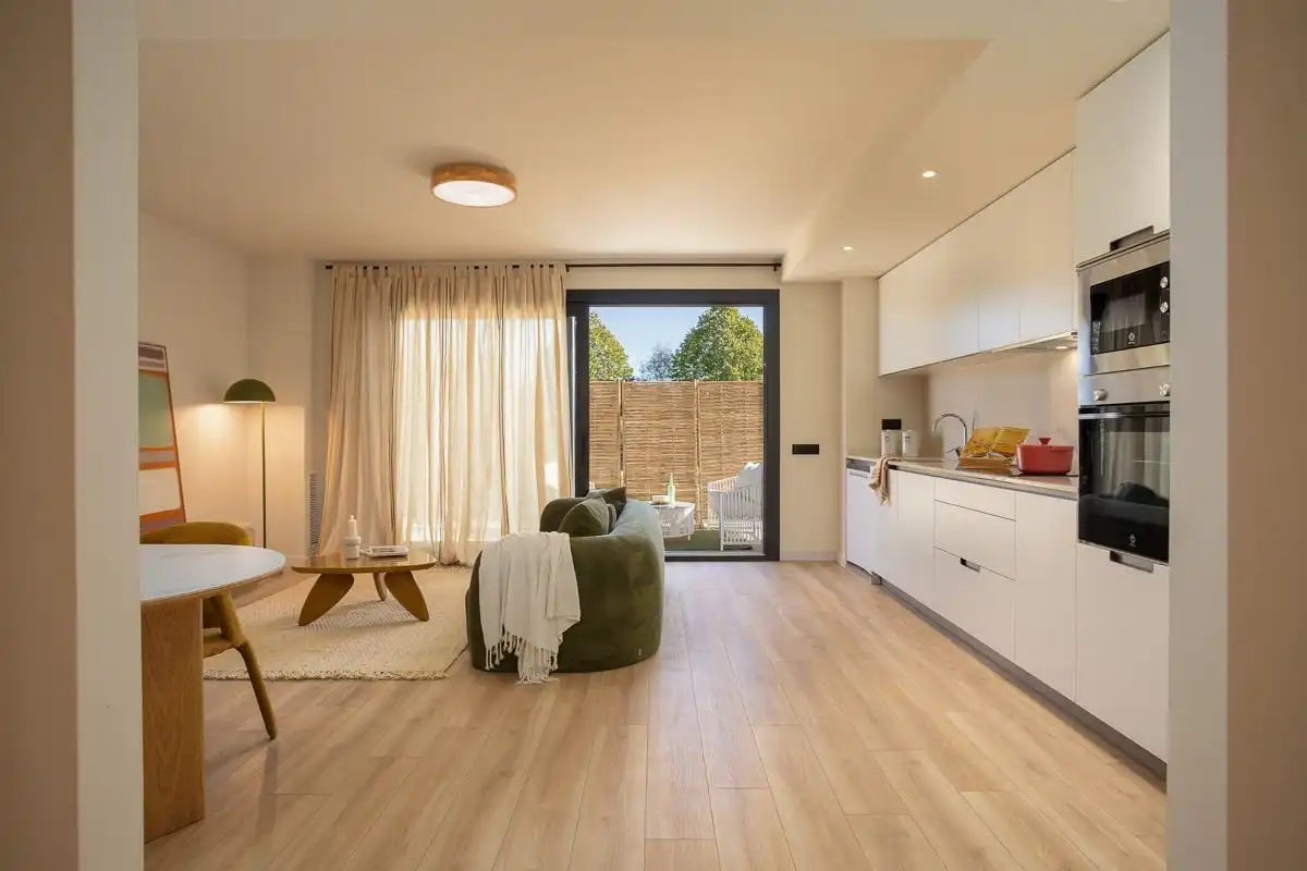 Sala de estar de Piso en venta en Pals con Aire acondicionado, Calefacción y Piscina comunitaria