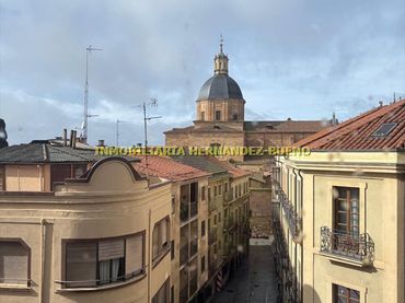 Pis amb ascensor en venda a Centro