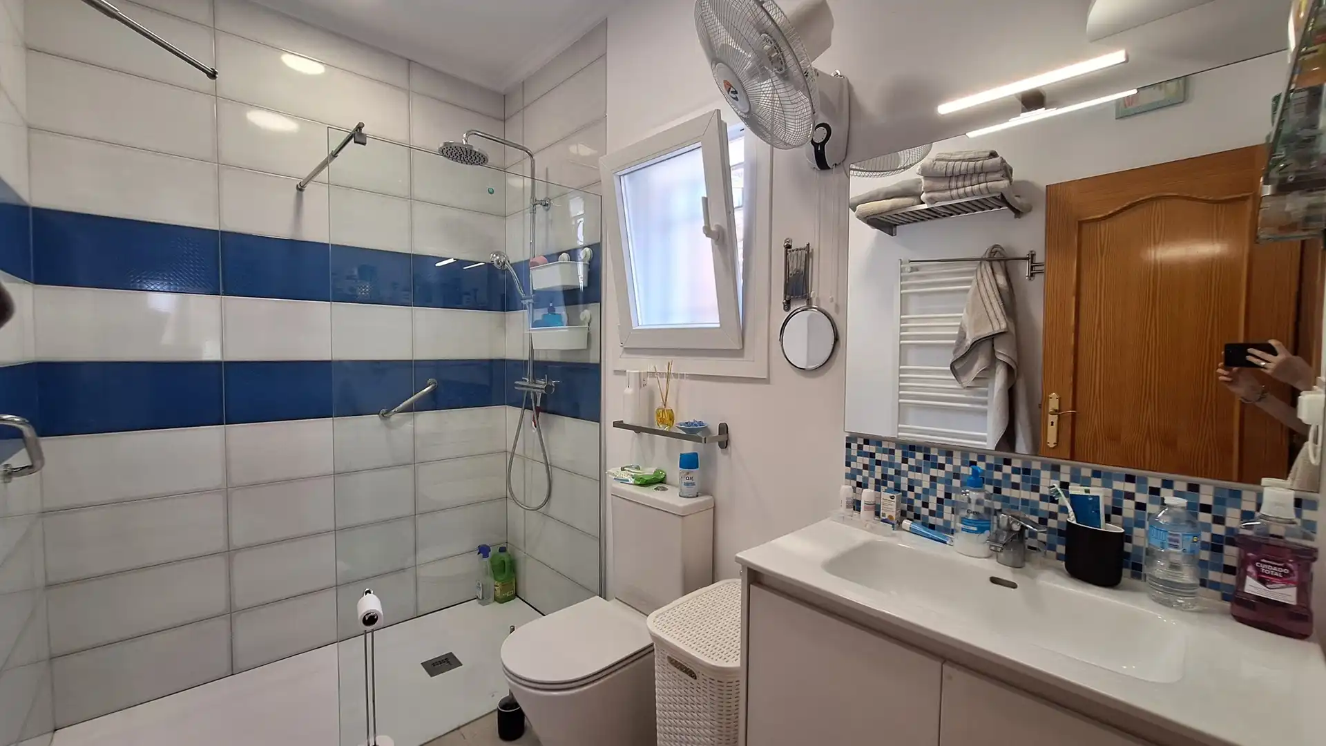 Bathroom of Houses for sale in El Ràfol d'Almúnia  with Air Conditioner, Heating and Terrace