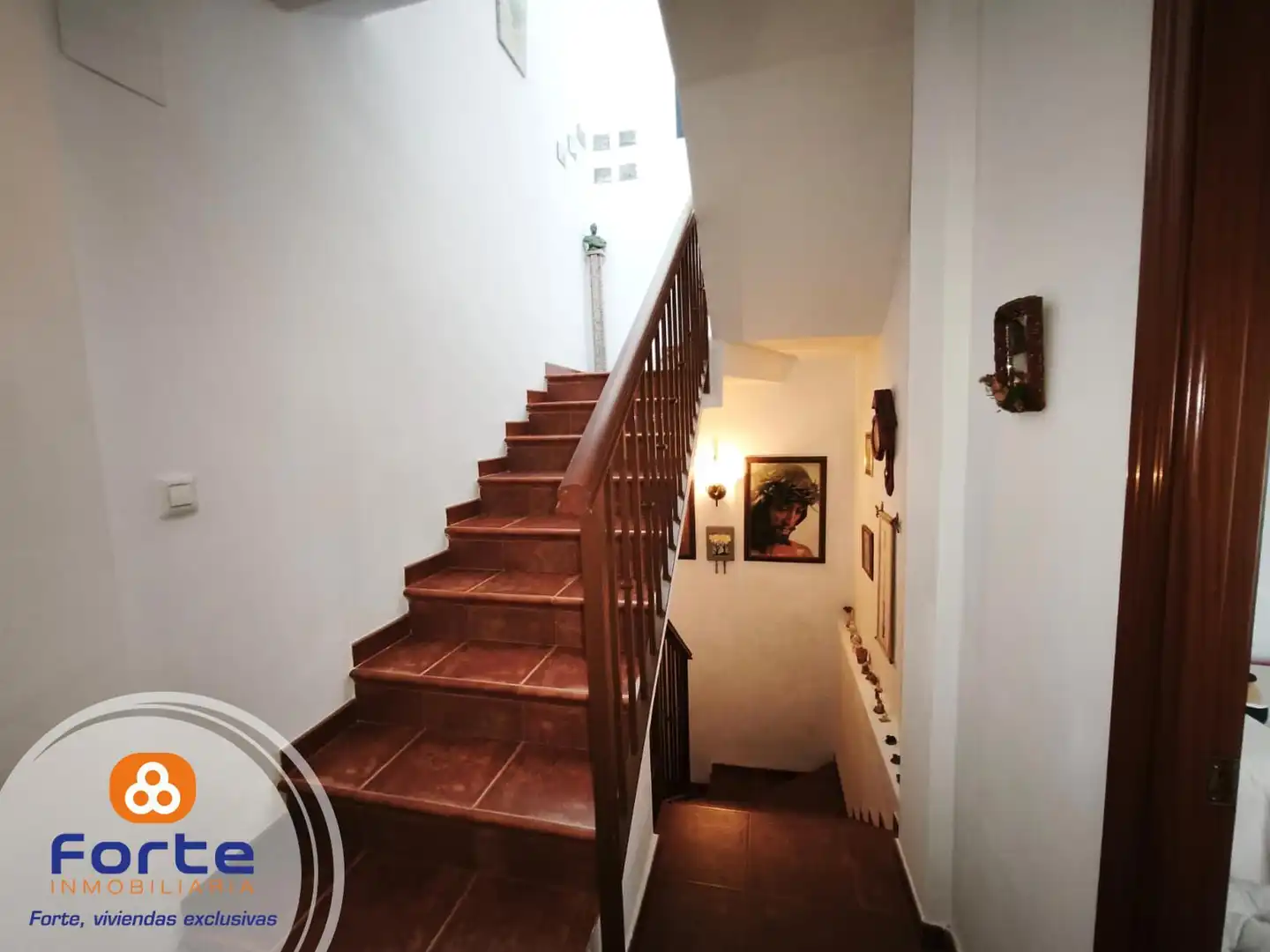 Houses for sale in Córdoba  with Air Conditioner, Heating and Furnished