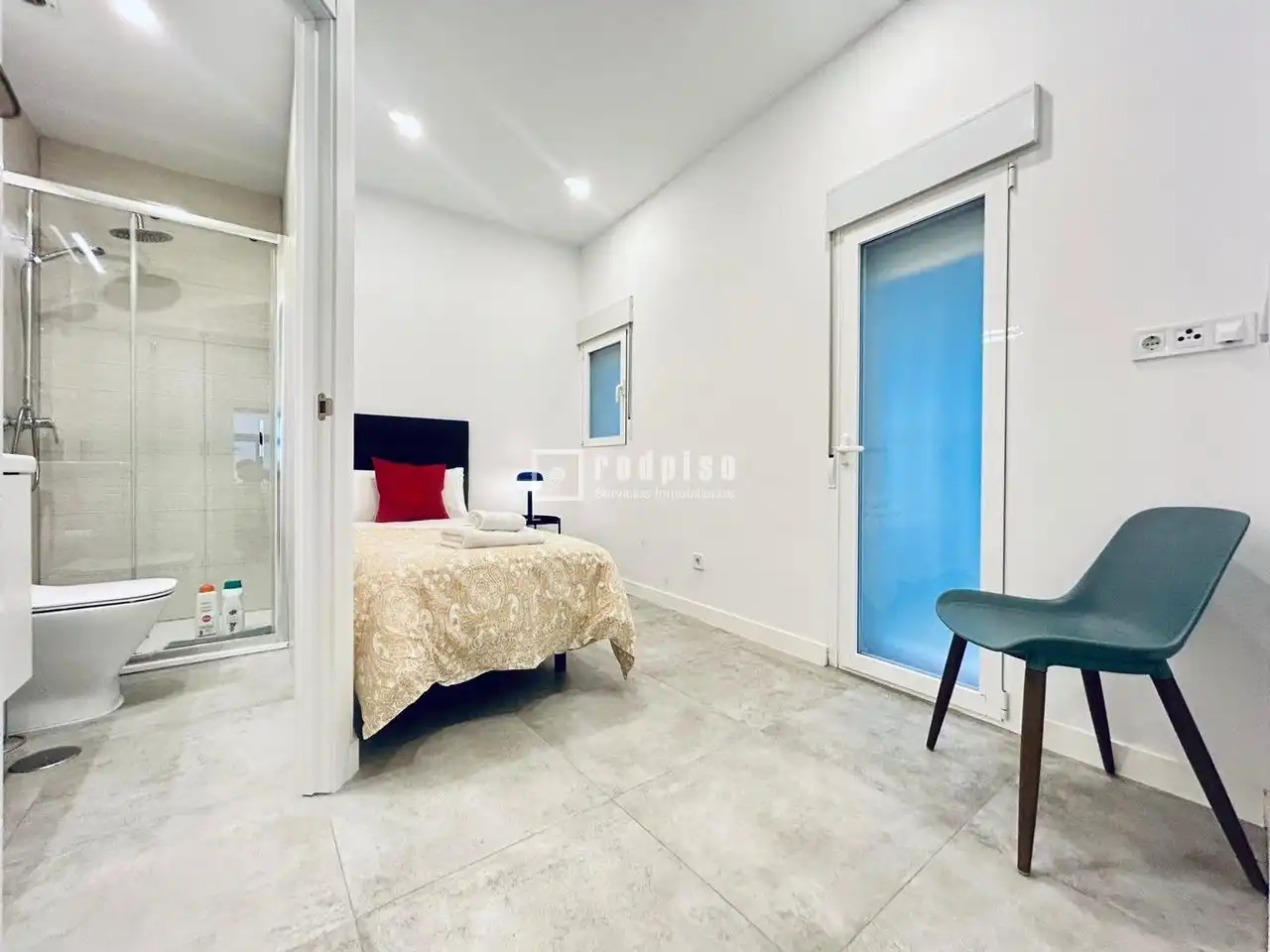 Habitación de Piso en venta en Madrid con Terraza, Amueblado y Alarma