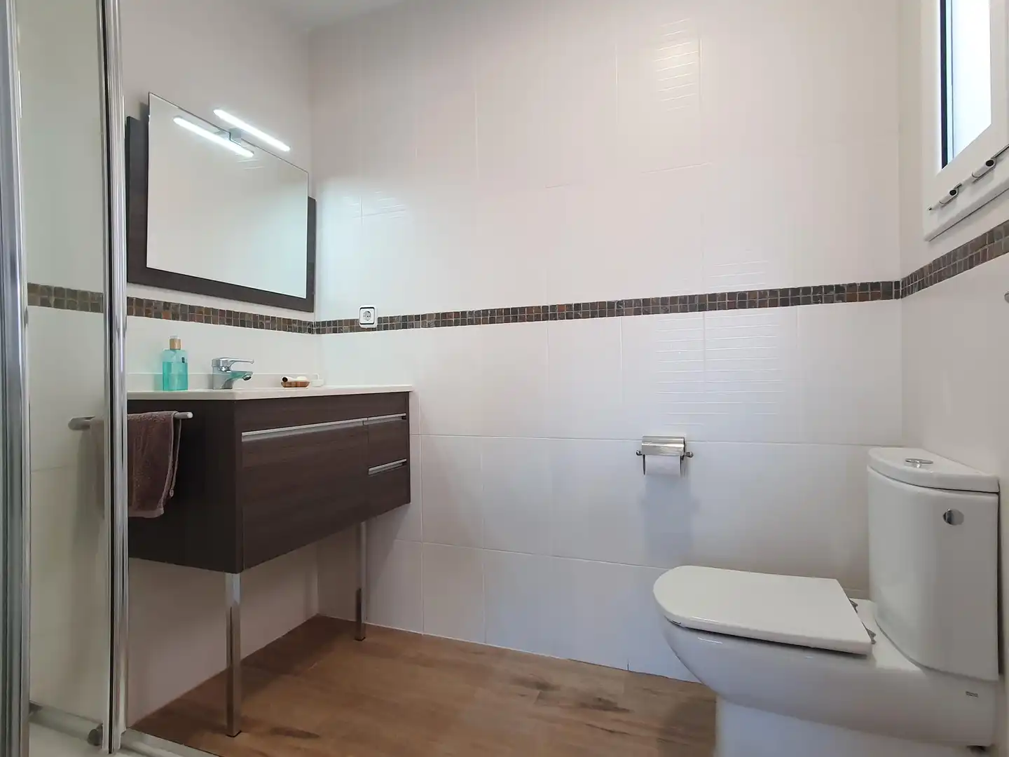 Bany de Estudi de lloguer en Barcelona amb Aire condicionat, Calefacció i Terrassa