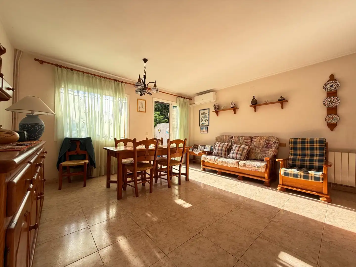 Living room of Detached homes for sale in Coma-ruga platja