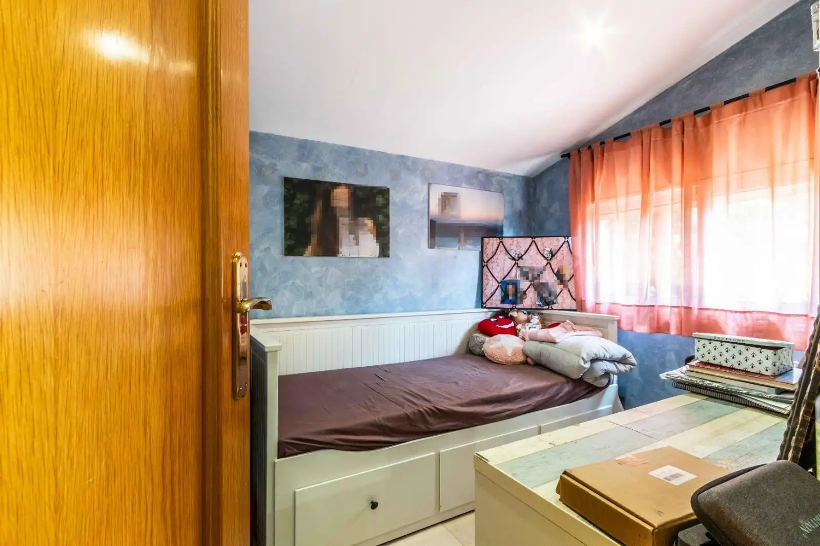 Habitación de Casa o chalet en venta en Castellar del Vallès con Aire acondicionado, Jardín privado y Parquet
