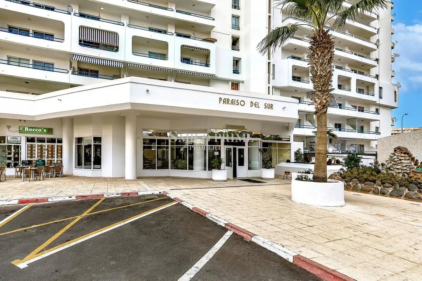Vista exterior de Estudio en venta en Adeje con Terraza, Amueblado y Piscina comunitaria