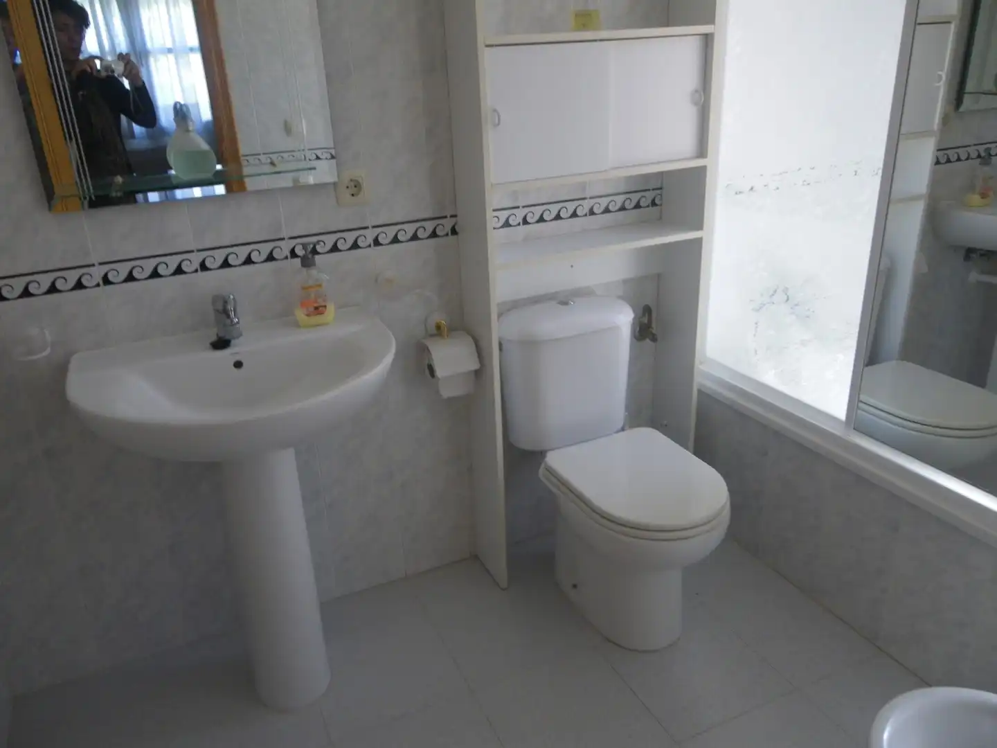 Bany de Casa o xalet de lloguer en Riba-roja de Túria amb Terrassa, Traster i Moblat