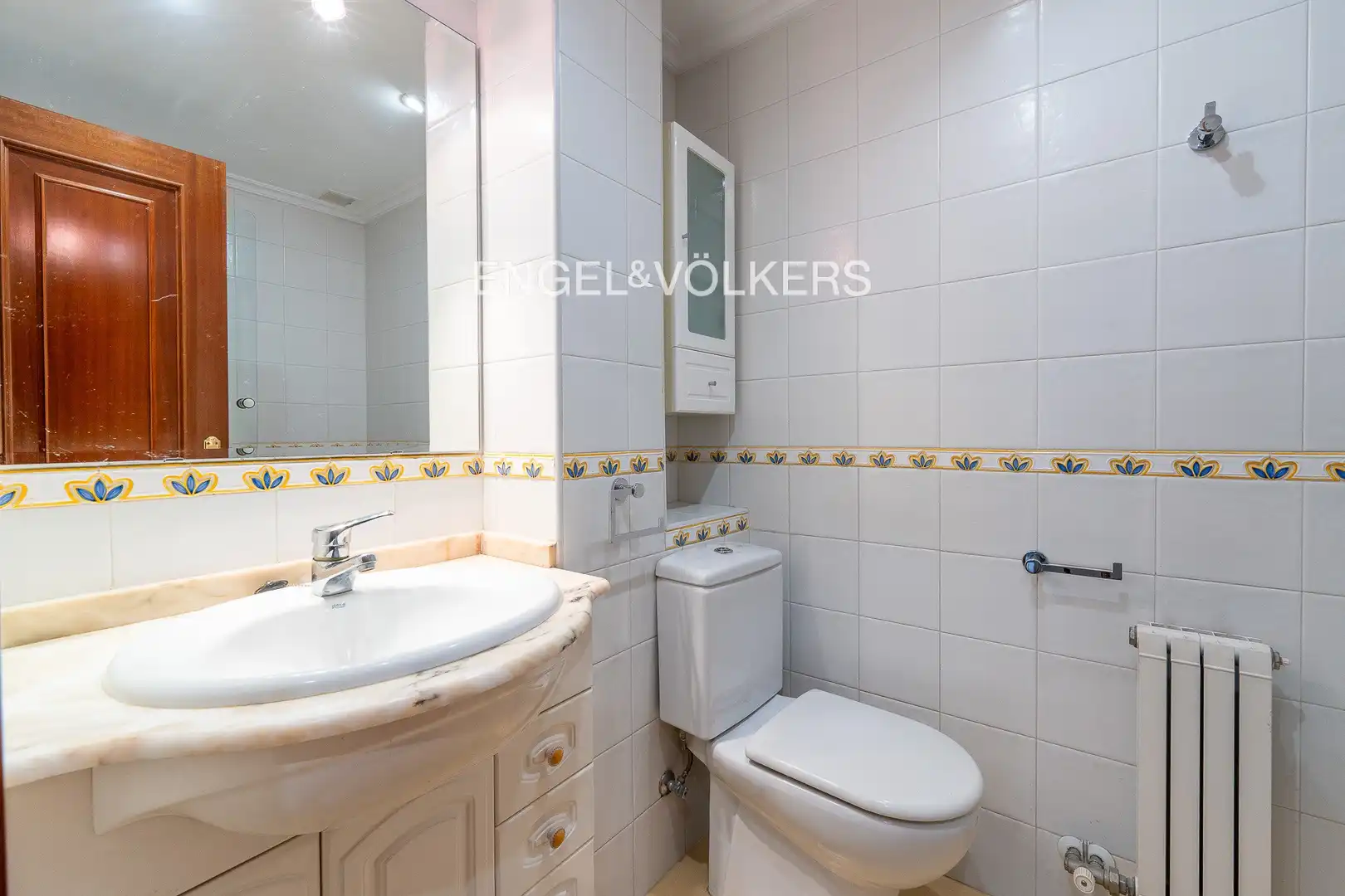 Baño de Piso de alquiler en Vigo  con Calefacción
