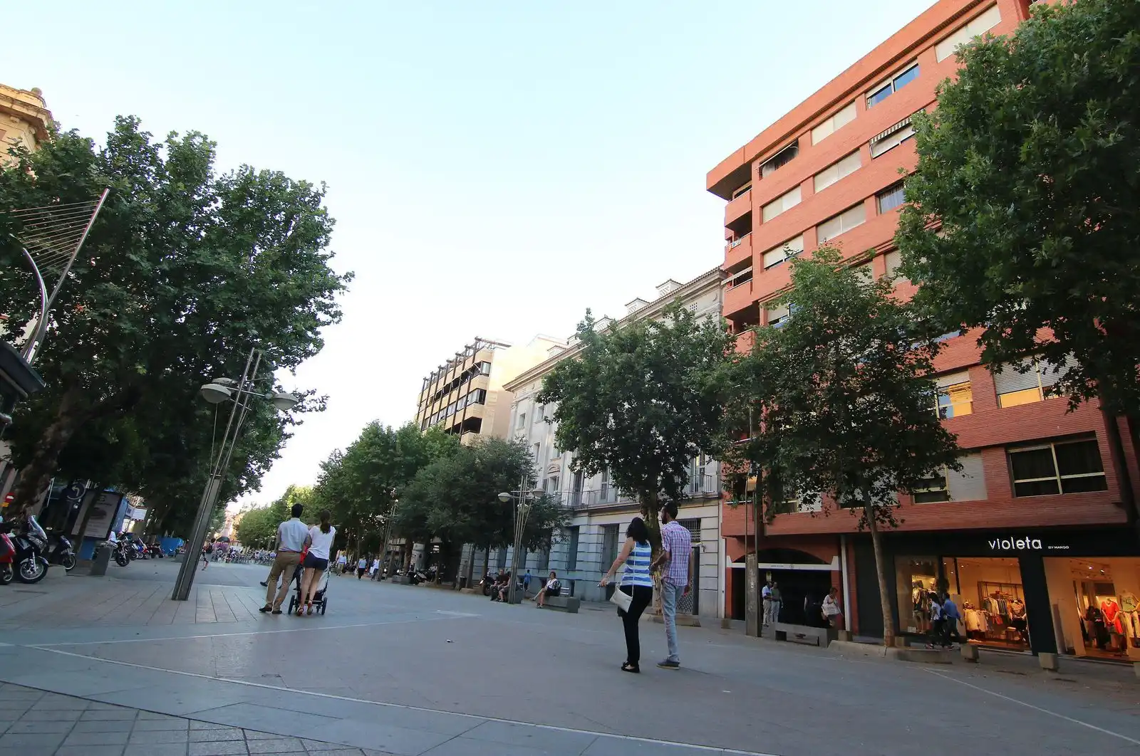 Außenansicht von Wohnung zum Verkauf in Córdoba mit Klimaanlage, Heizung und Abstellraum