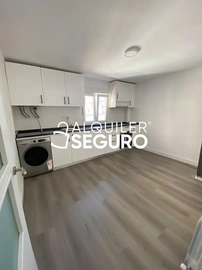 Kitchen of Flat for rent in Palencia  with Furnished