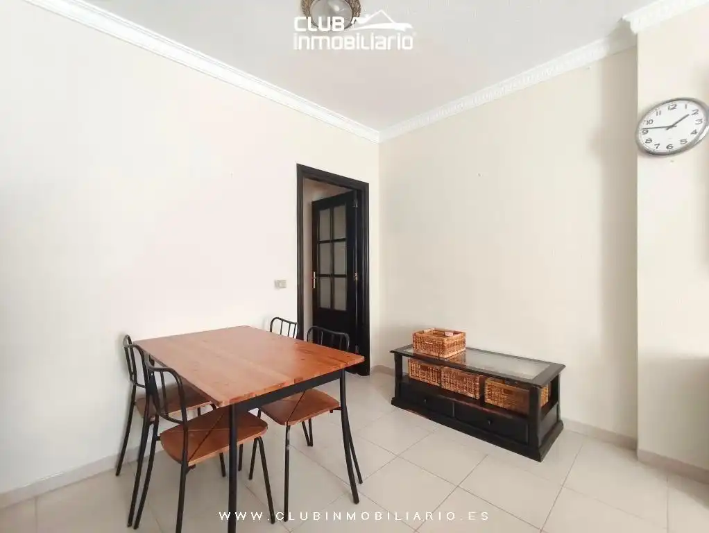 Comedor de Piso de alquiler en San Cristóbal de la Laguna con Amueblado y Balcón