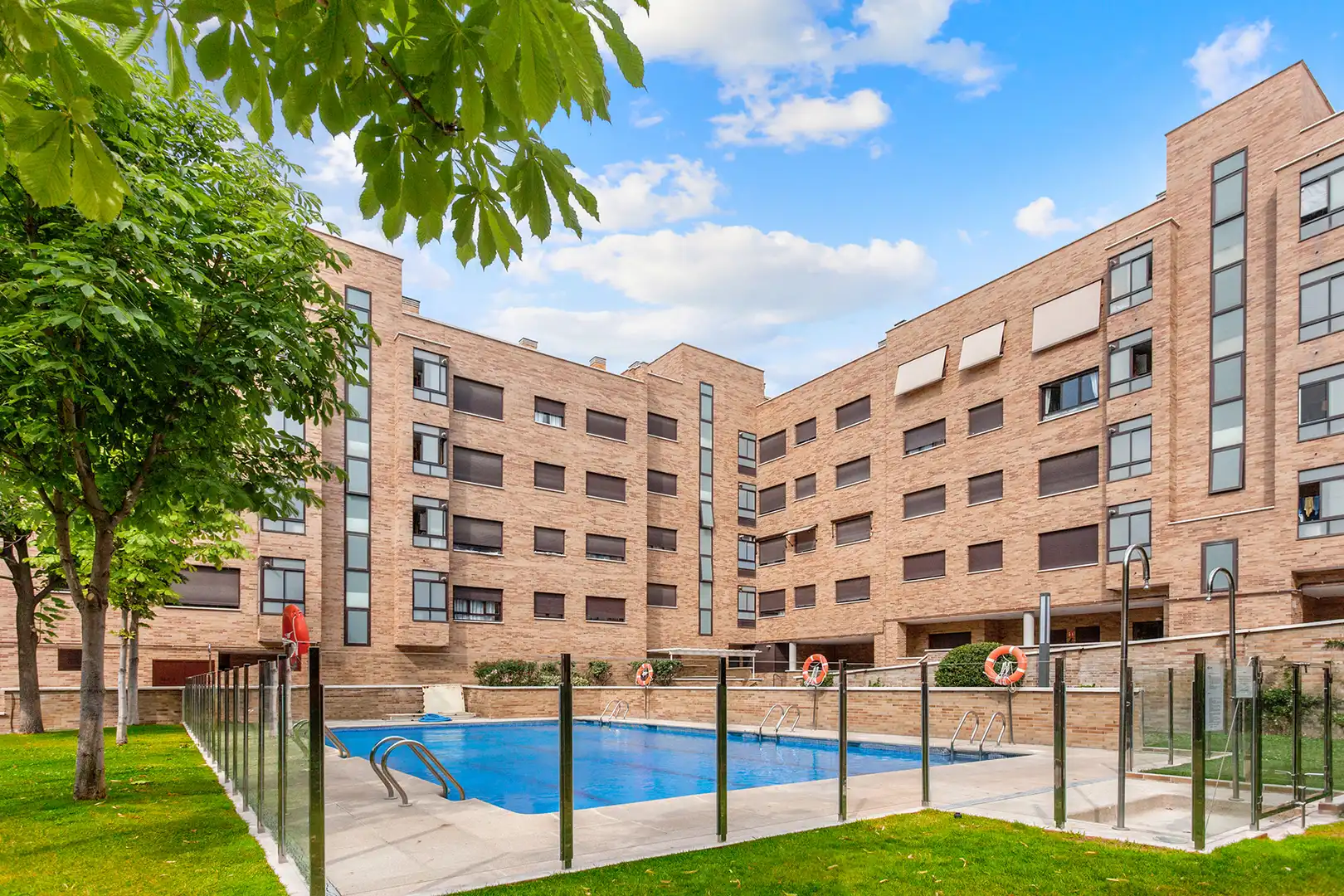 Wohnung mit Pool zum Verkauf in Calle de Juan Gris 3, imagen 4