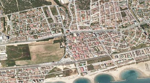 Foto 4 de Garaje en venta en Nucli Antic, Cunit