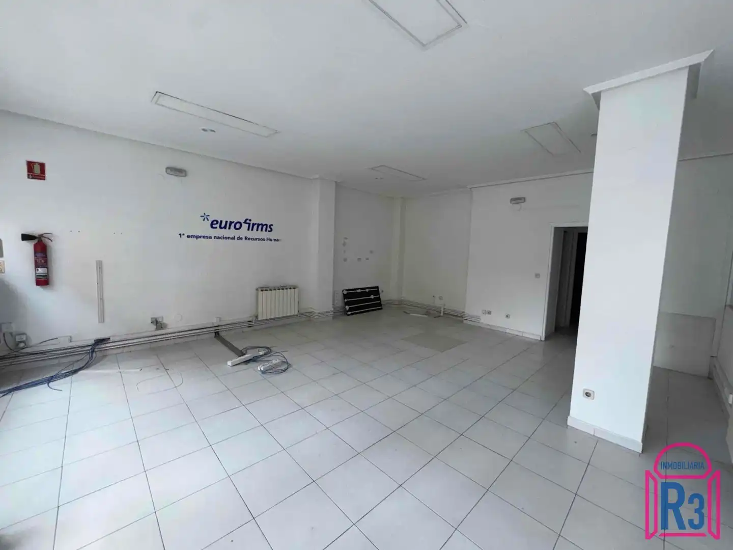 Local comercial en venda a Astorga, imagen 4