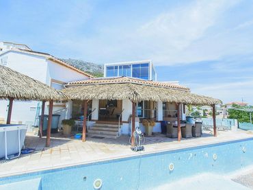 Villa con piscina in vendita a Partida CUCARRES LES