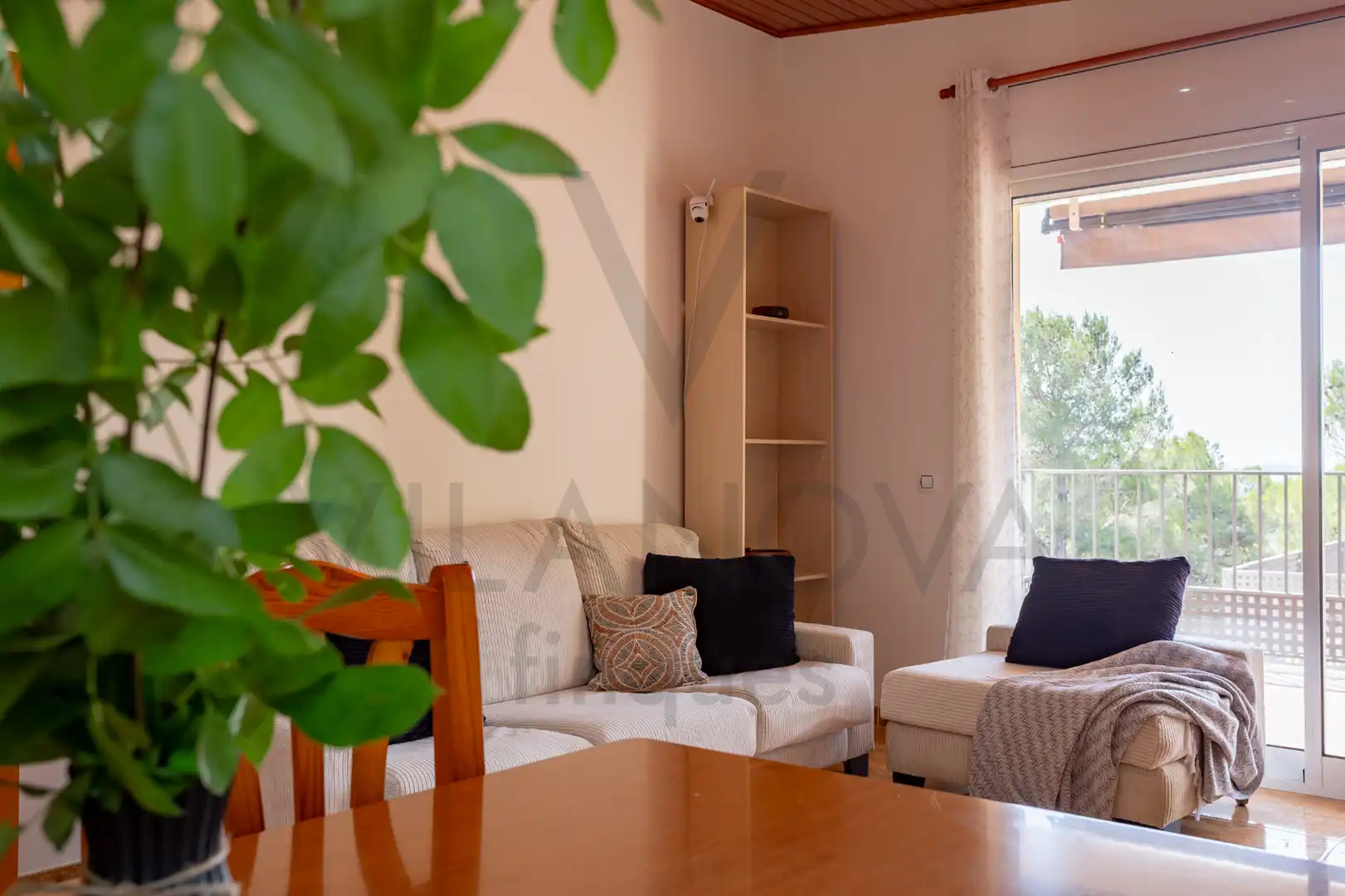 Sala de estar de Casa o chalet en venta en Cabra del Camp con Aire acondicionado, Calefacción y Jardín privado