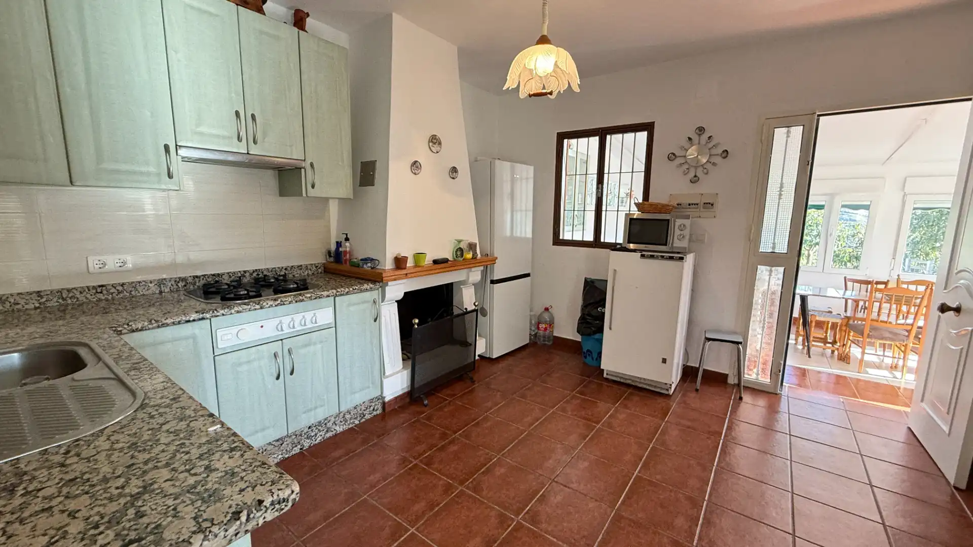 Casa rústica amb piscina en venda a Almáchar, imagen 14