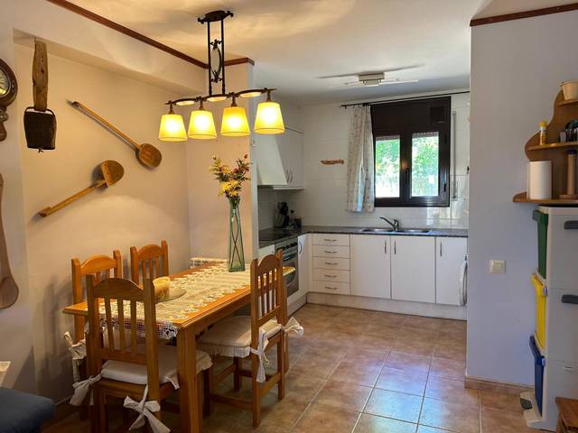 Casa adosada en Venta en de Rocadepena en Alpens