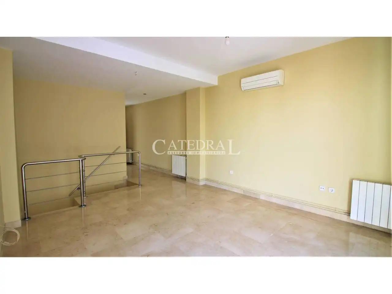 Dúplex en venta en Sevilla con Aire acondicionado, Calefacción y Terraza
