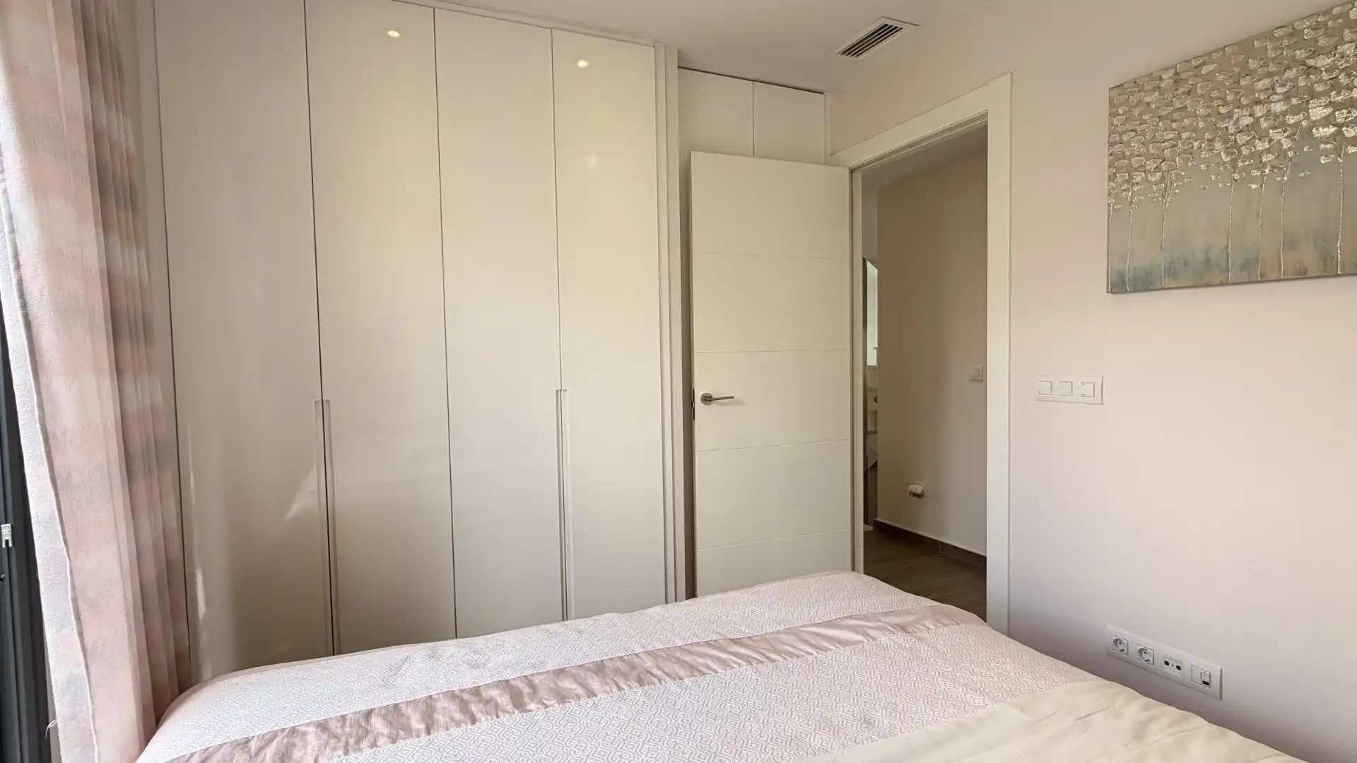 Bedroom of Houses for sale in Torrevieja  with Air Conditioner, Private garden and Terrace