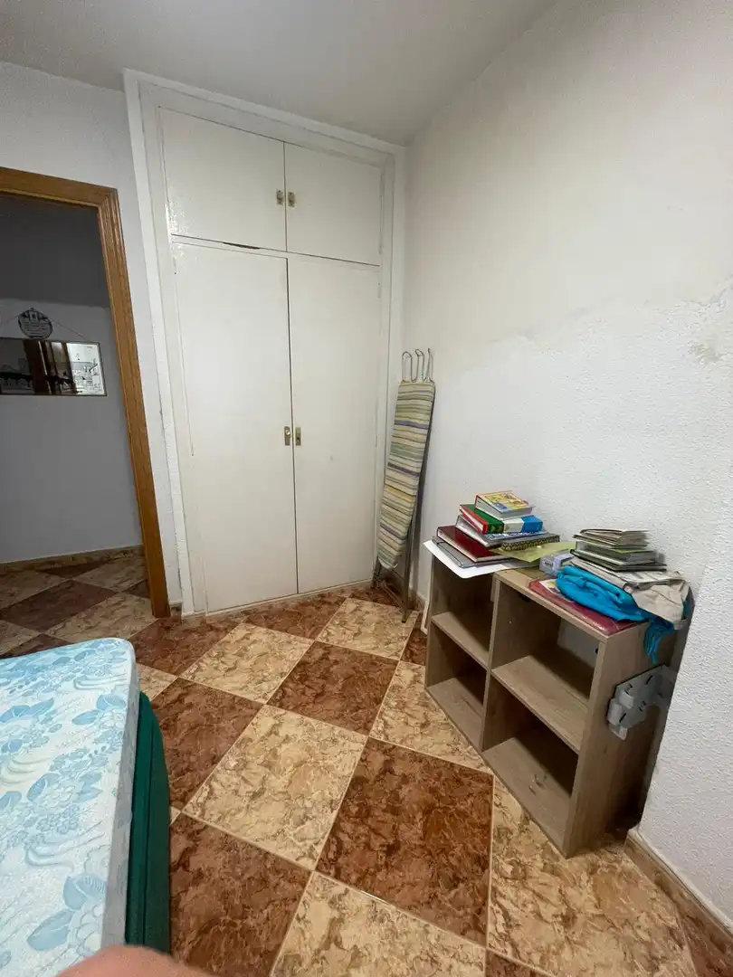 Schlafzimmer von Wohnung zur Miete in Fuenlabrada mit Klimaanlage, Heizung und Parkett