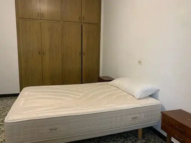 Dormitori de Pis en venda en Badalona amb Calefacció, Terrassa i Forn