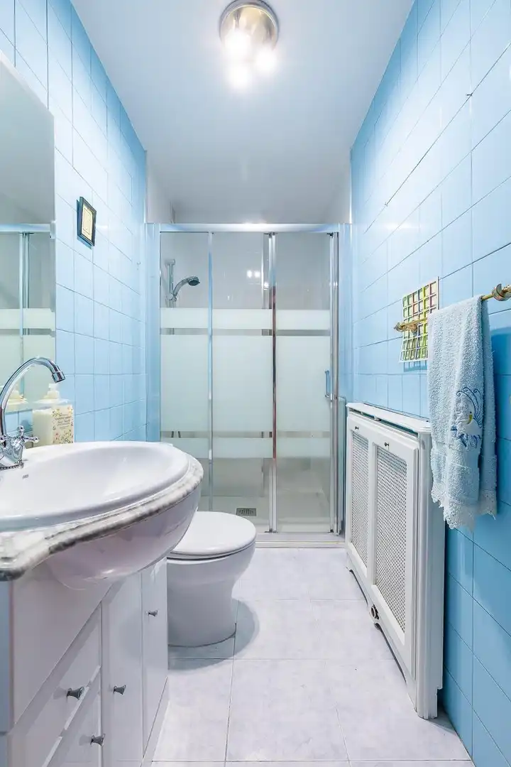 Bathroom of Flat for sale in Puente de Vallecas