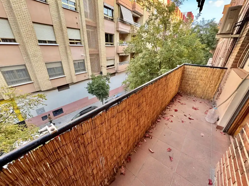 Wohnung zur Miete in Calle Infanta Doña Maria, Ciudad Jardín - Zoco