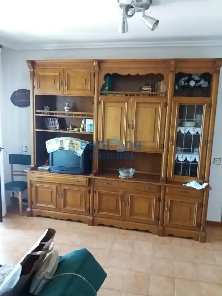 Sala de estar de Apartamento en venta en Mansilla de las Mulas con Terraza, Trastero y Amueblado