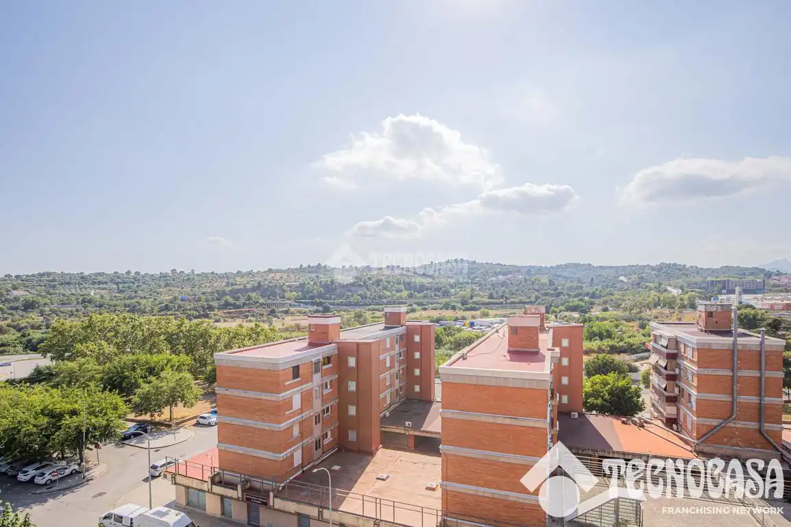 Exterior view of Flat for sale in Terrassa  with Heating and Balcony